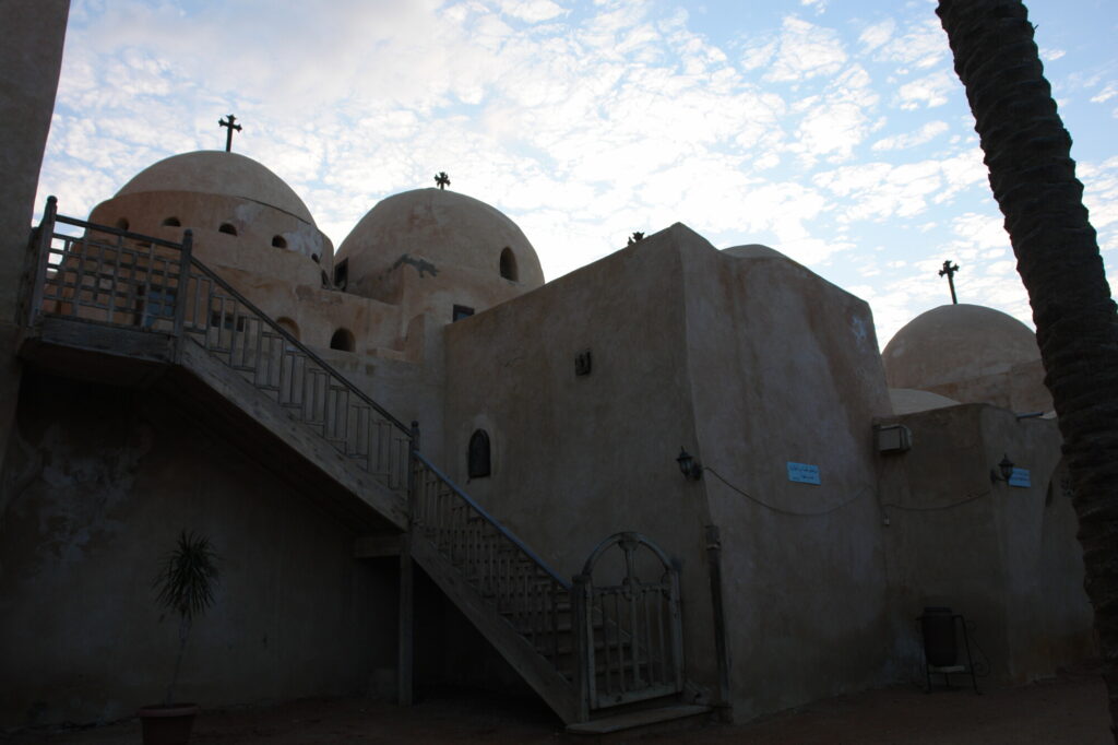 Zewnętrzna część kościoła klasztornego w Deir al-Surian© Deir al-Surian Conservation Project 
