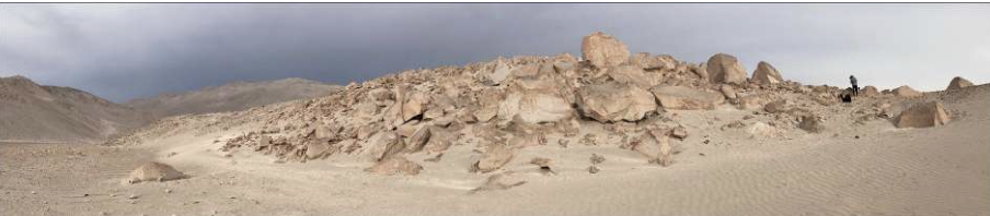 Blok TM 2498 położony w centrum Sektora X.© Archiwum PIA-TM, na licencji CC BY-NC-ND 4.0.